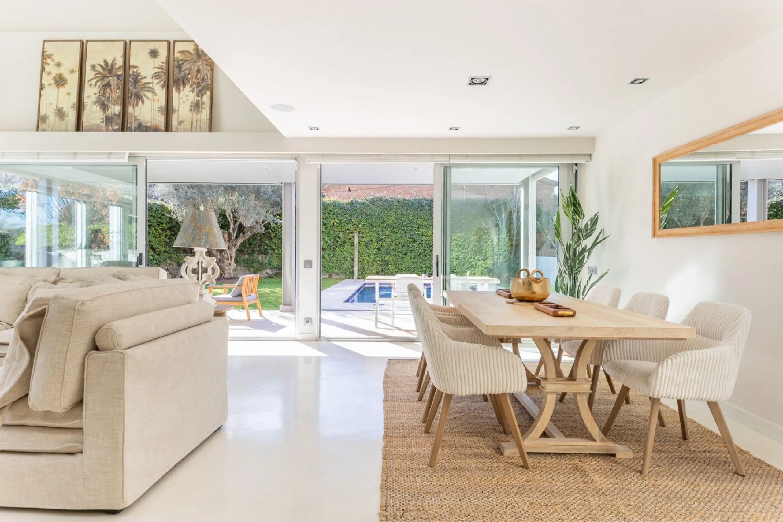 Casa exclusiva con jardín, piscina y ascensor en Sant Cugat del Valles, Barcelona