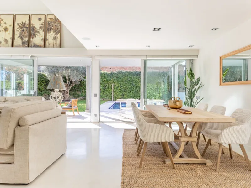 Casa exclusiva con jardín, piscina y ascensor en Sant Cugat del Valles, Barcelona