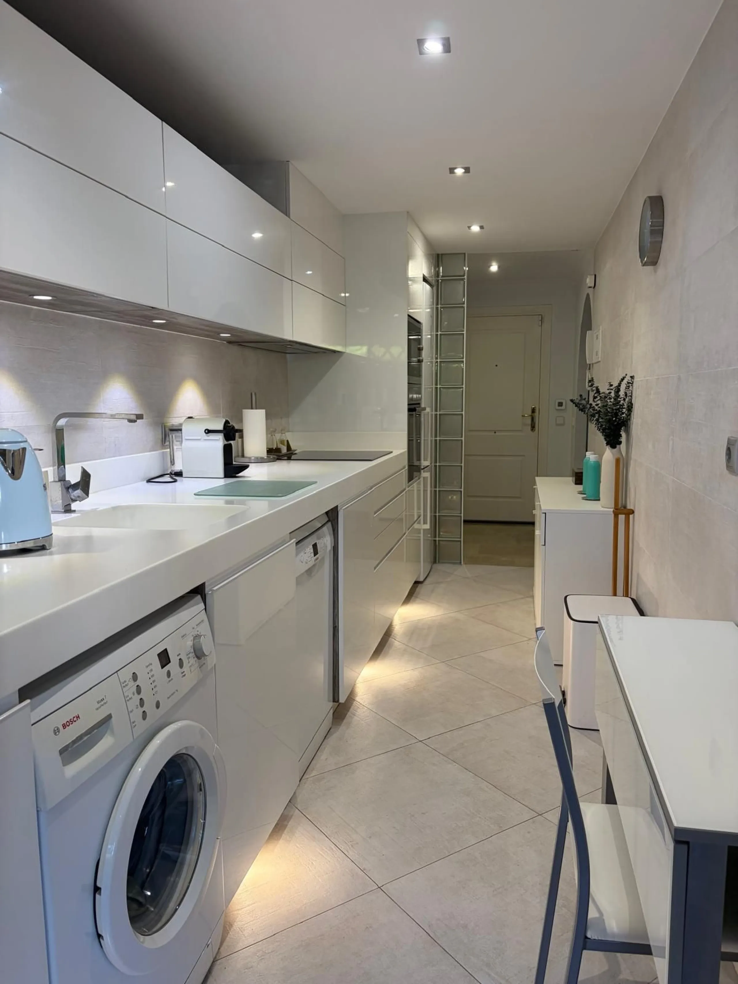Exclusive ground-floor apartment on Marbella's Golden Mile