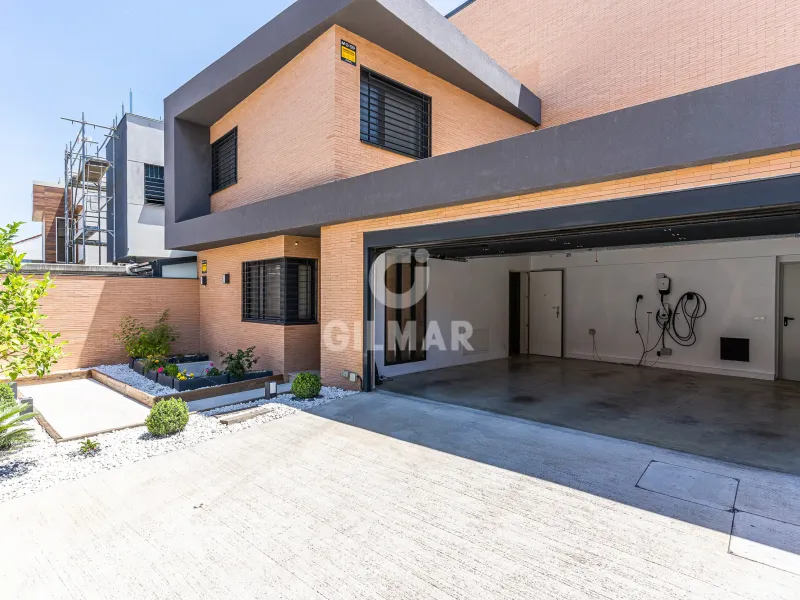 Villa in Arroyomolinos - Madrid