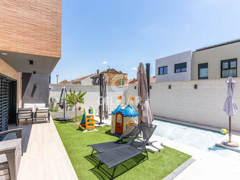 Villa in Arroyomolinos - Madrid