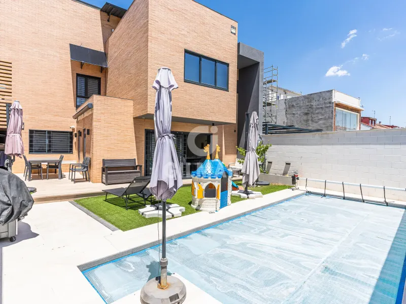 Villa in Arroyomolinos - Madrid