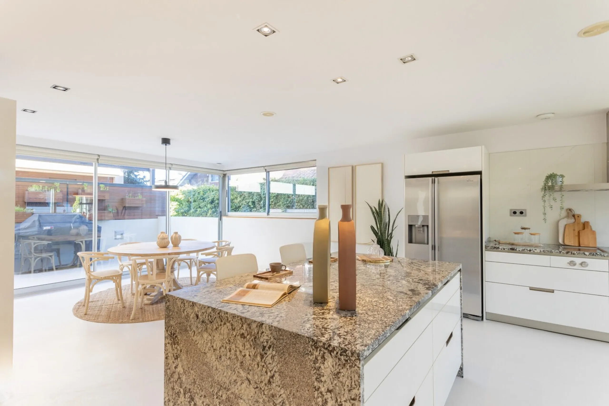 Casa exclusiva con jardín, piscina y ascensor en Sant Cugat del Valles, Barcelona