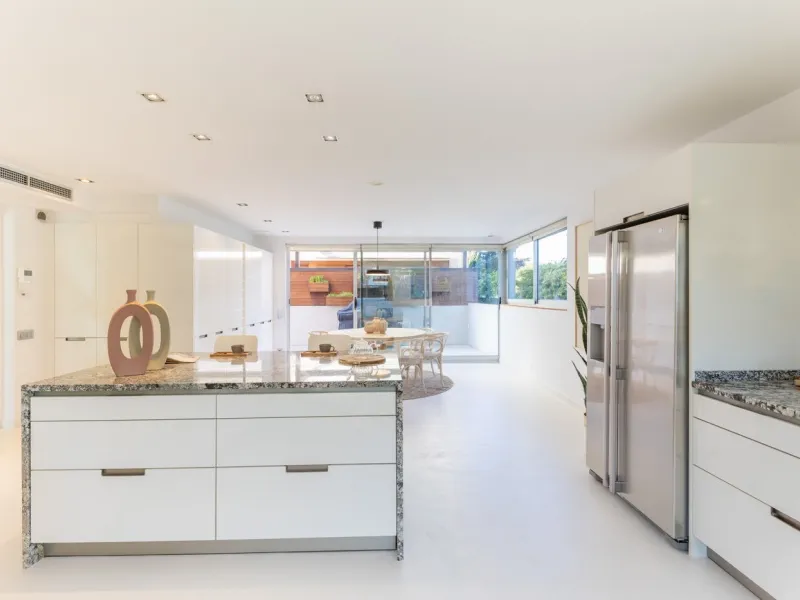 Casa exclusiva con jardín, piscina y ascensor en Sant Cugat del Valles, Barcelona