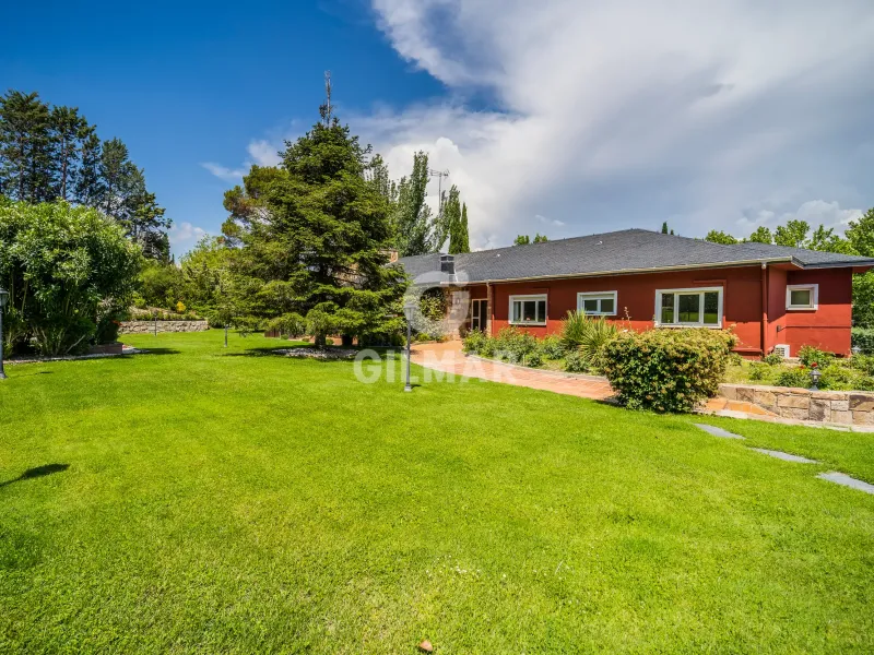 Villa in Fuente del Fresno - Madrid