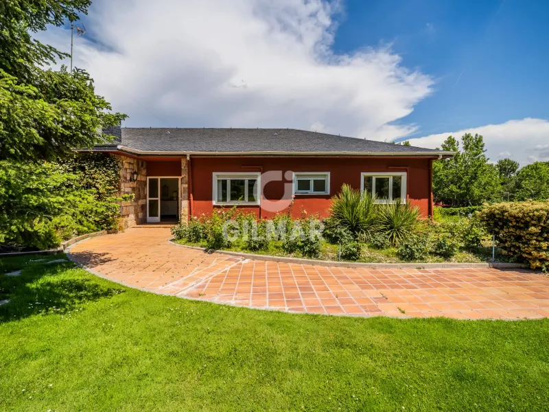 Villa in Fuente del Fresno - Madrid