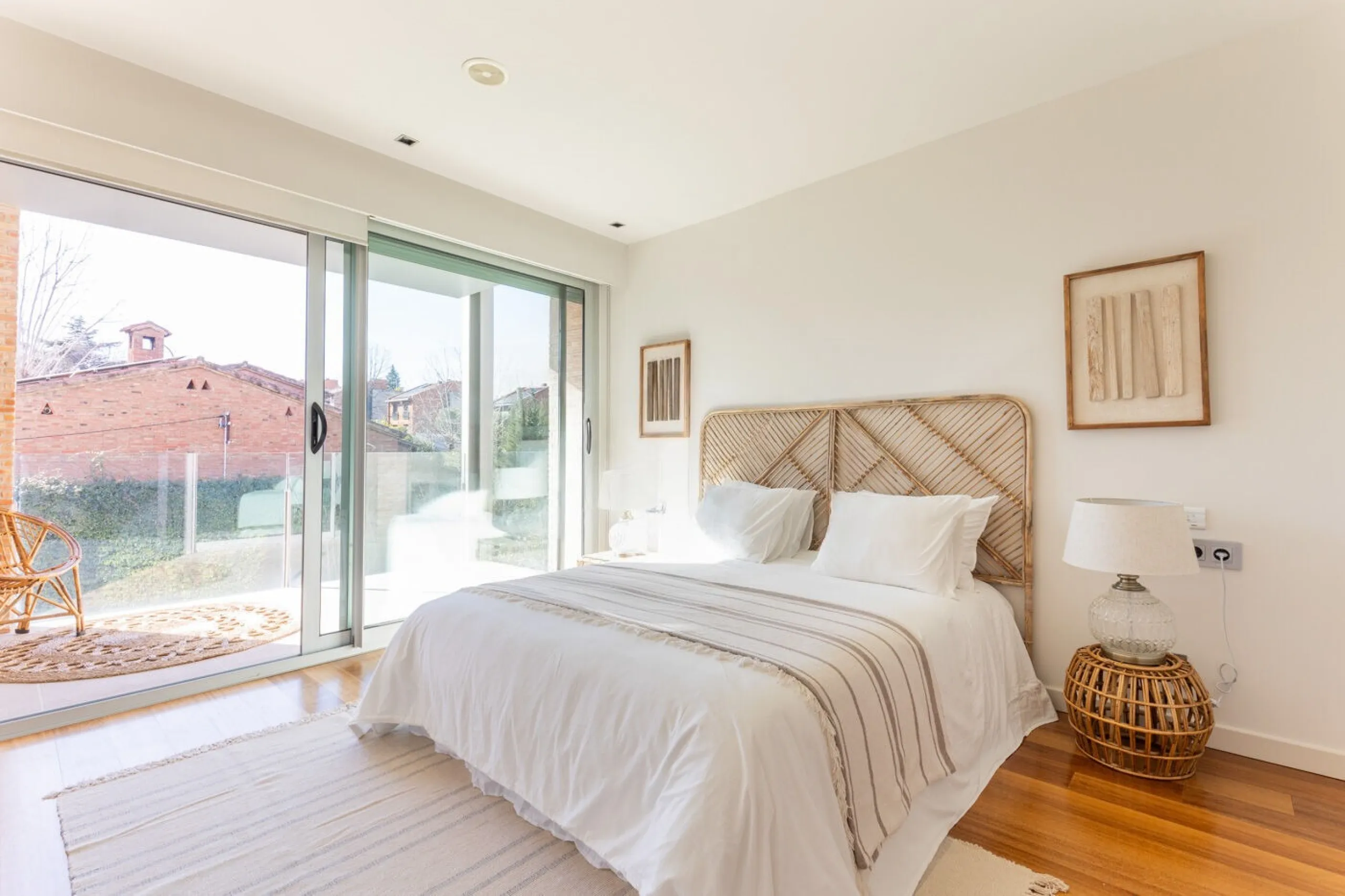 Casa exclusiva con jardín, piscina y ascensor en Sant Cugat del Valles, Barcelona