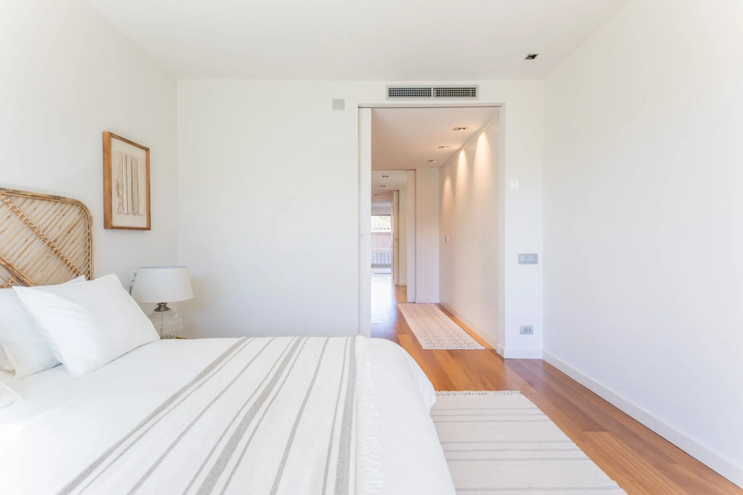 Casa exclusiva con jardín, piscina y ascensor en Sant Cugat del Valles, Barcelona