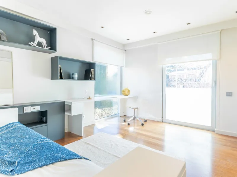 Casa exclusiva con jardín, piscina y ascensor en Sant Cugat del Valles, Barcelona