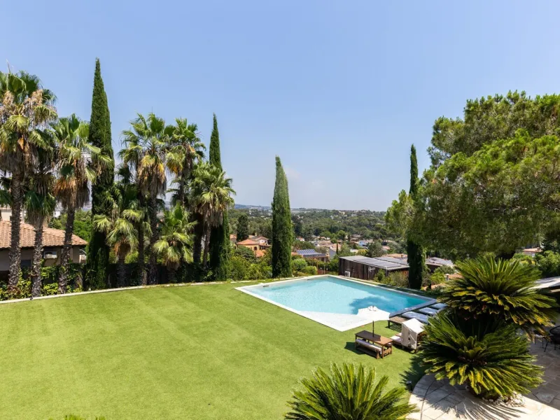 Villa impresionante con vistas panorámicas en Sant Cugat del Valles, Barcelona