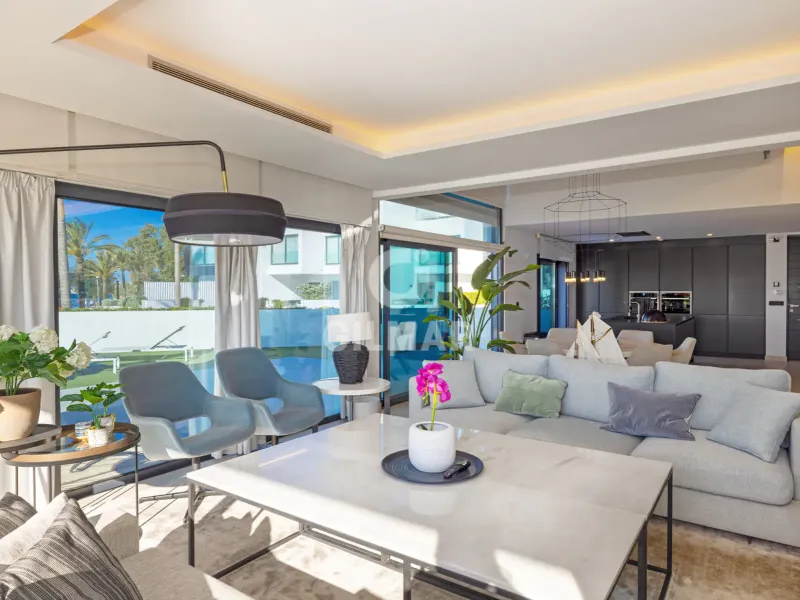 Semi-detached house in Estepona Oeste - Málaga