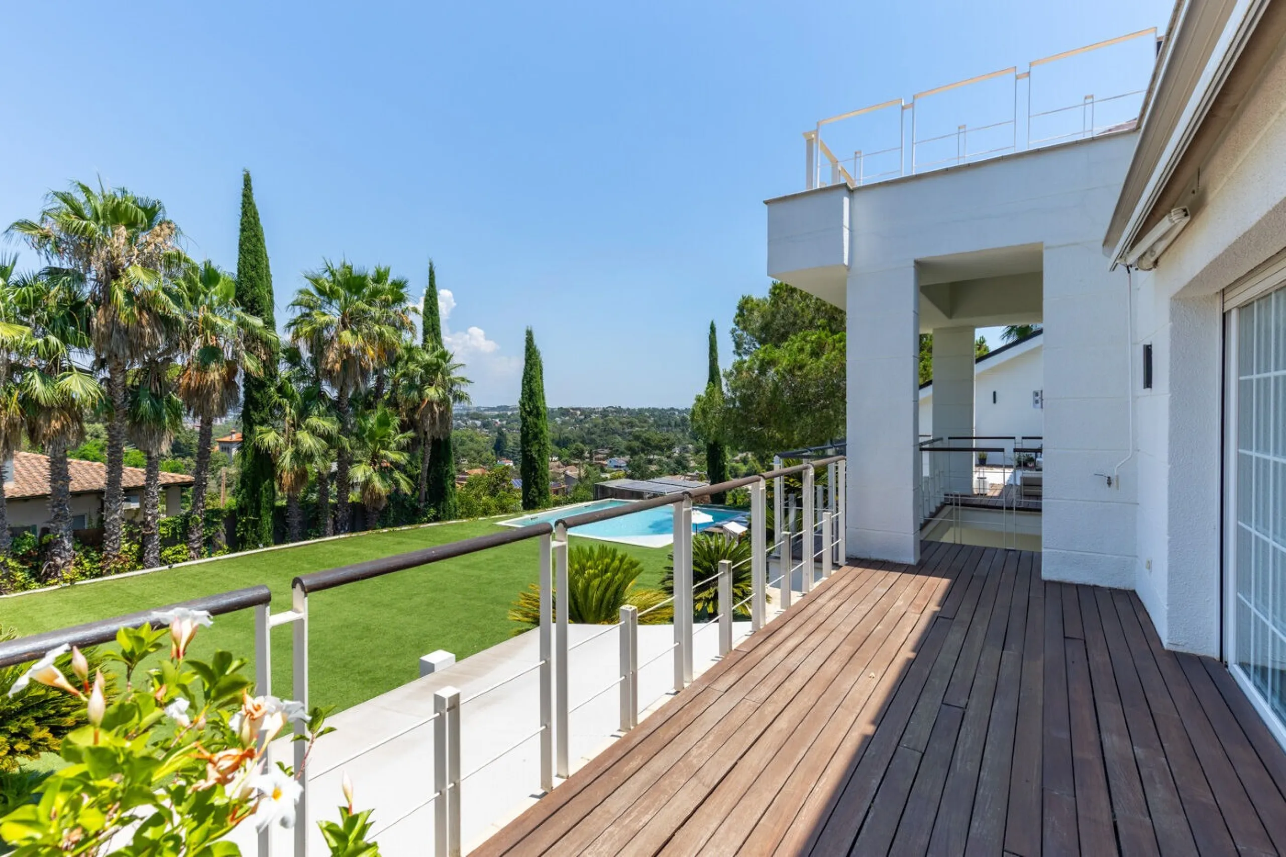 Villa impresionante con vistas panorámicas en Sant Cugat del Valles, Barcelona