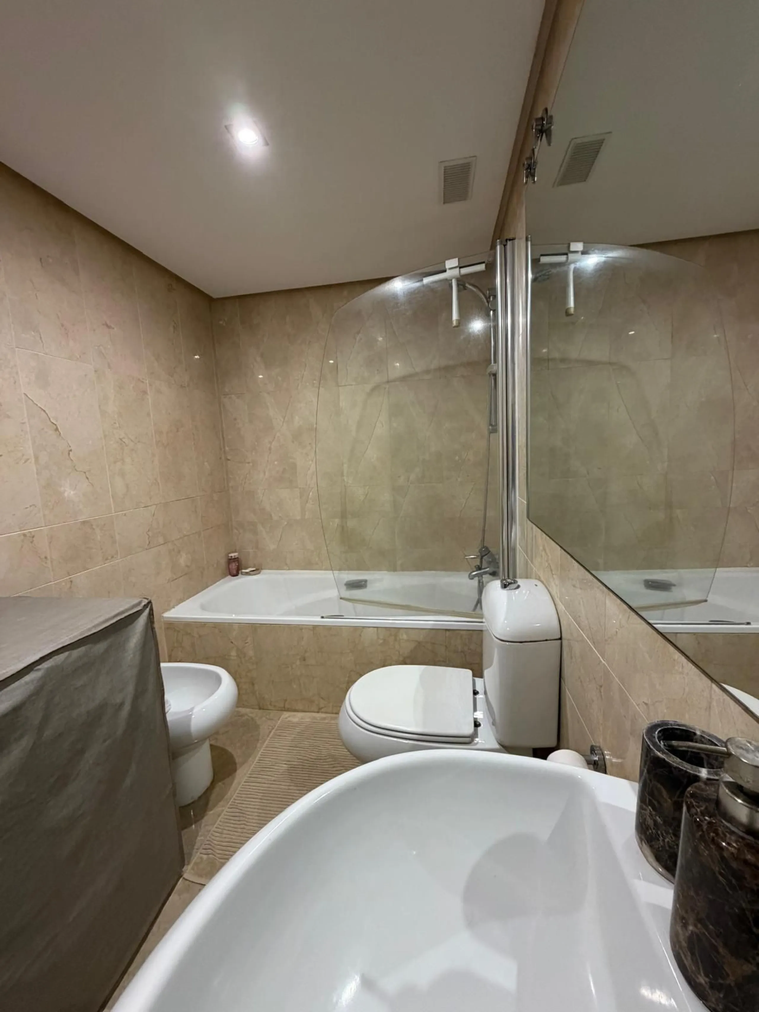 Exclusive ground-floor apartment on Marbella's Golden Mile