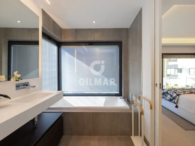 Semi-detached house in Estepona Oeste - Málaga