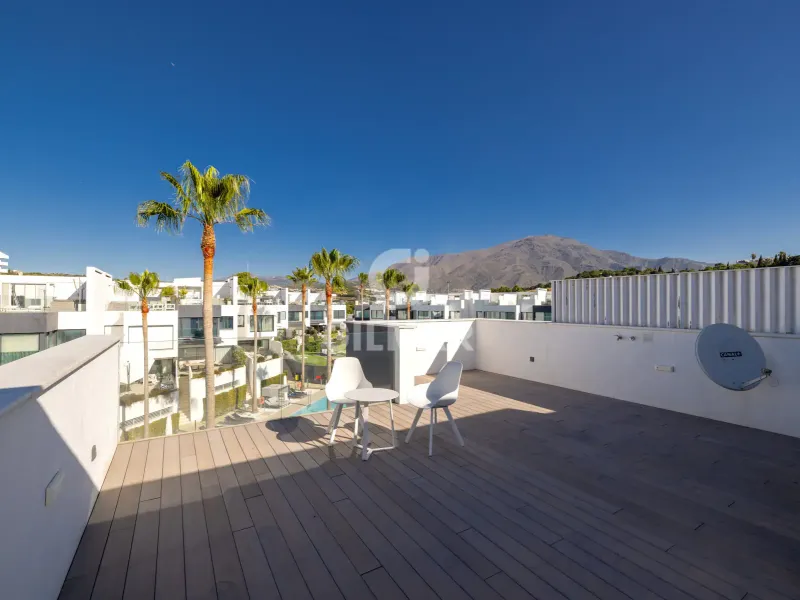 Semi-detached house in Estepona Oeste - Málaga