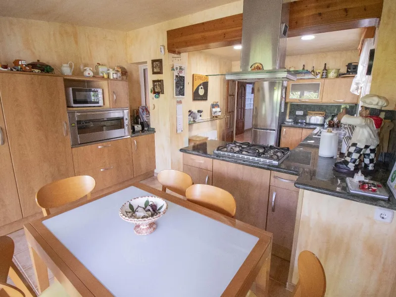 Spacious Family Home with Garden, Terraces and Pool in Coma-Ruga, Costa Dorada
