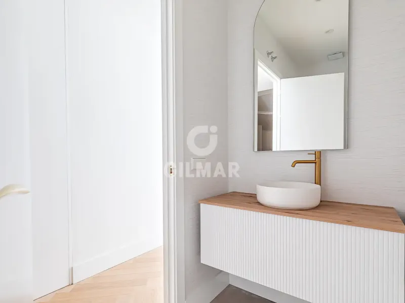 Apartment in Universidad - Madrid