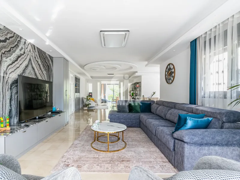 Villa in Boadilla del Monte - Madrid