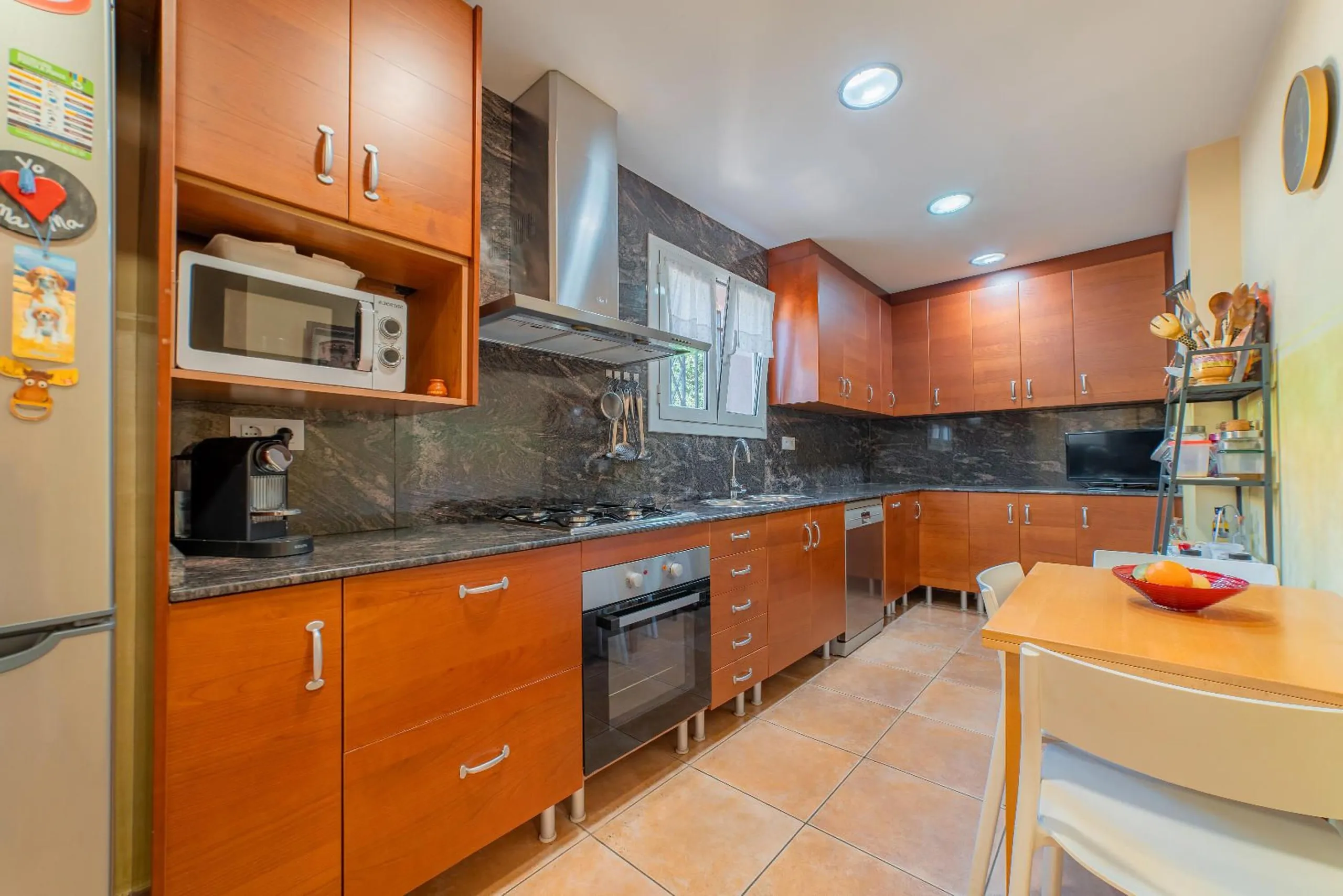 Acogedora casa con piscina y amplio jardín en Arenys de Munt, Barcelona