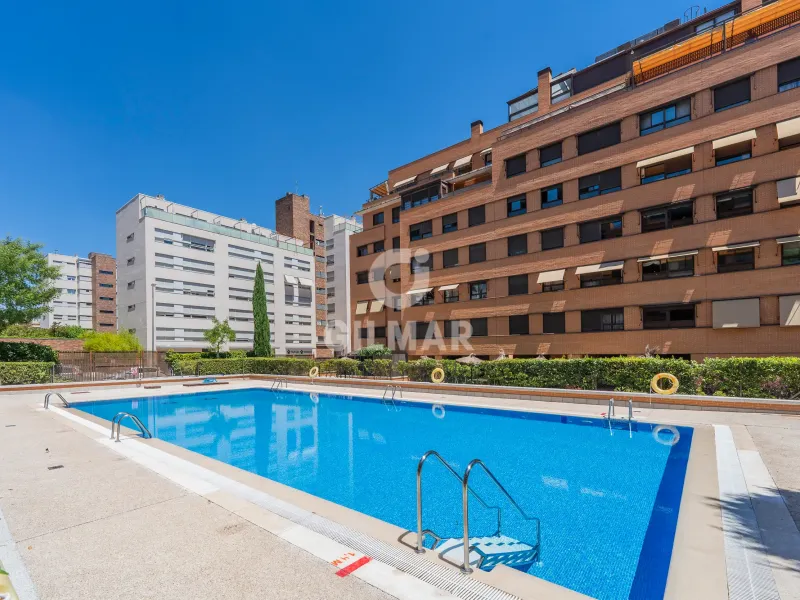 Apartment in Las Tablas - Madrid