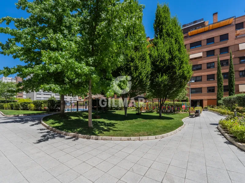 Apartment in Las Tablas - Madrid