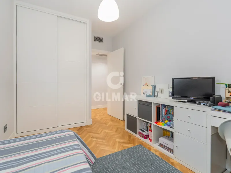 Apartment in Las Tablas - Madrid