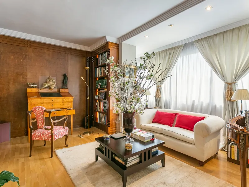 Apartment in Castillejos - Madrid