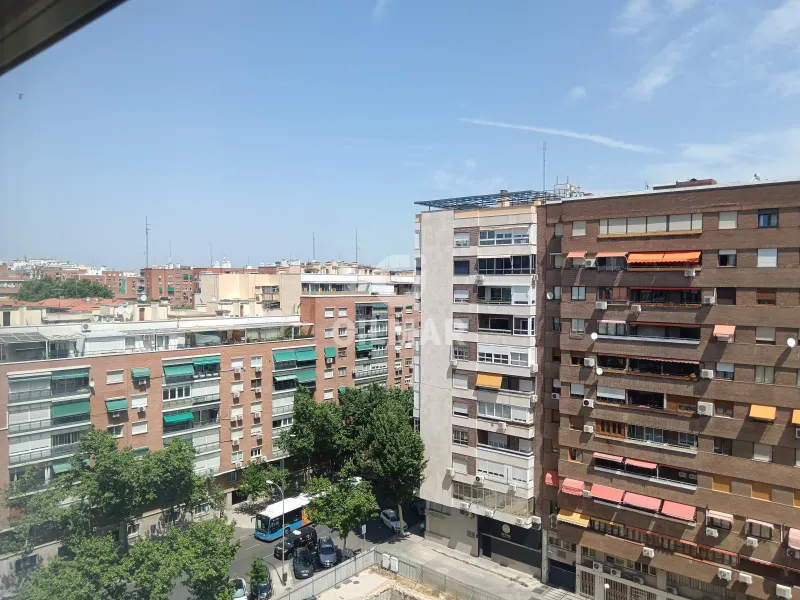 Apartment in Castillejos - Madrid