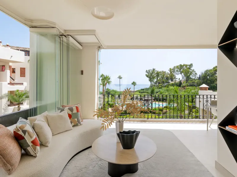Apartment in Estepona Este - Málaga