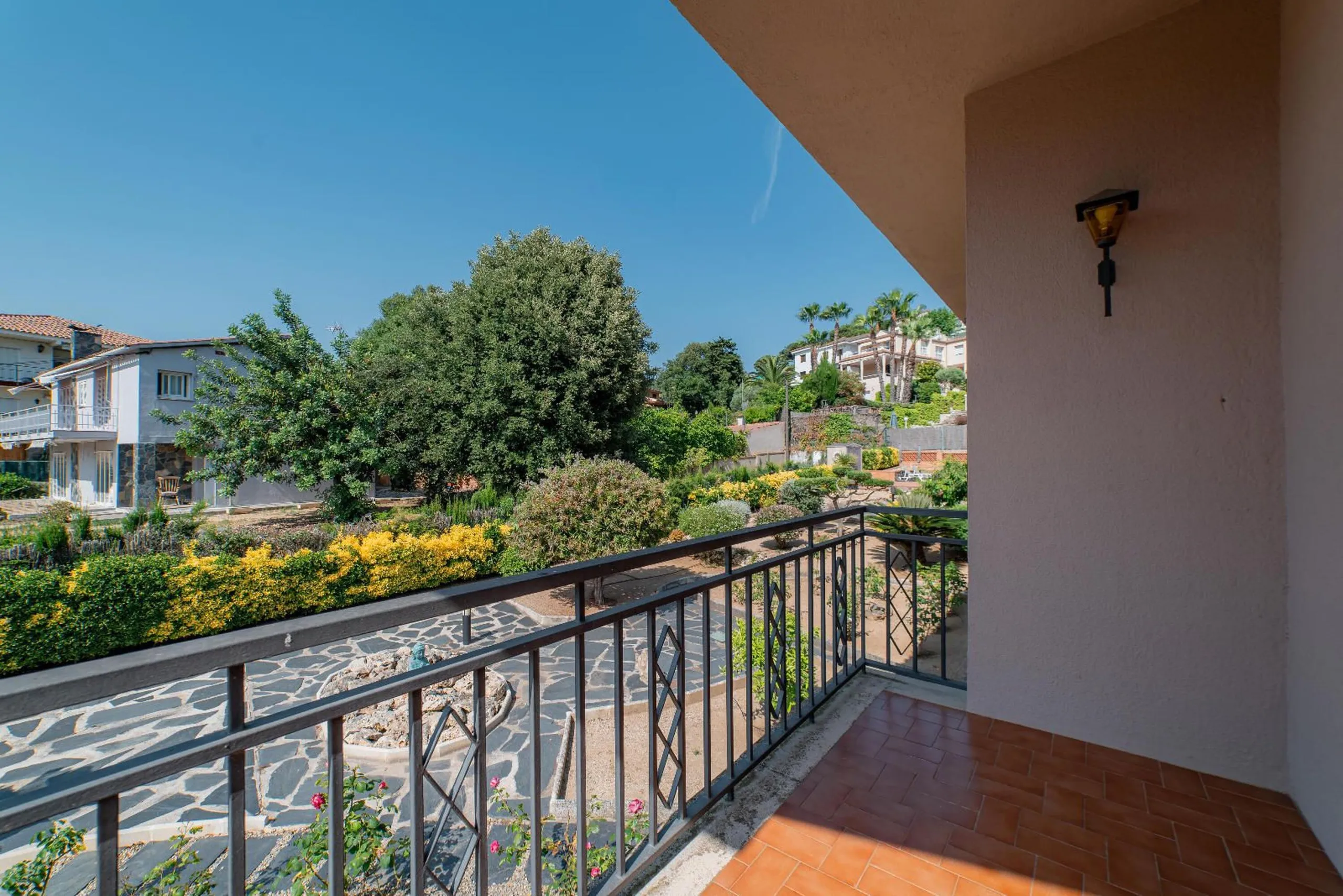 Acogedora casa con piscina y amplio jardín en Arenys de Munt, Barcelona