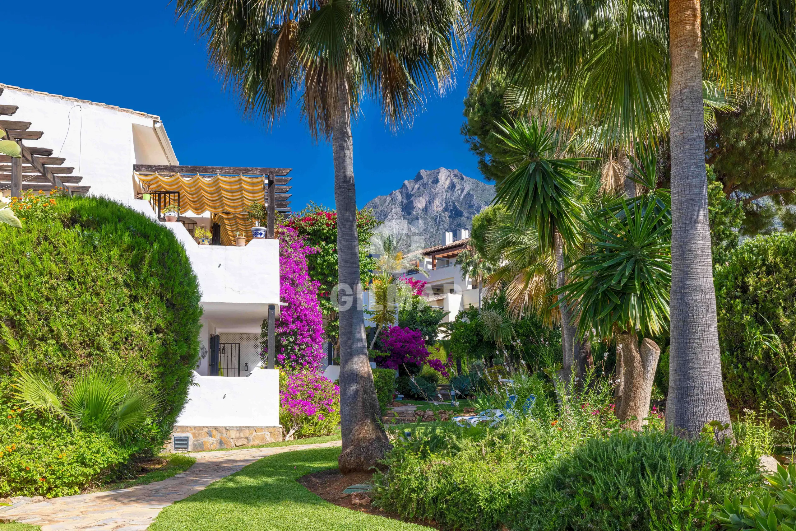 Ground floor apartment in Milla de Oro - Marb. Club - Málaga