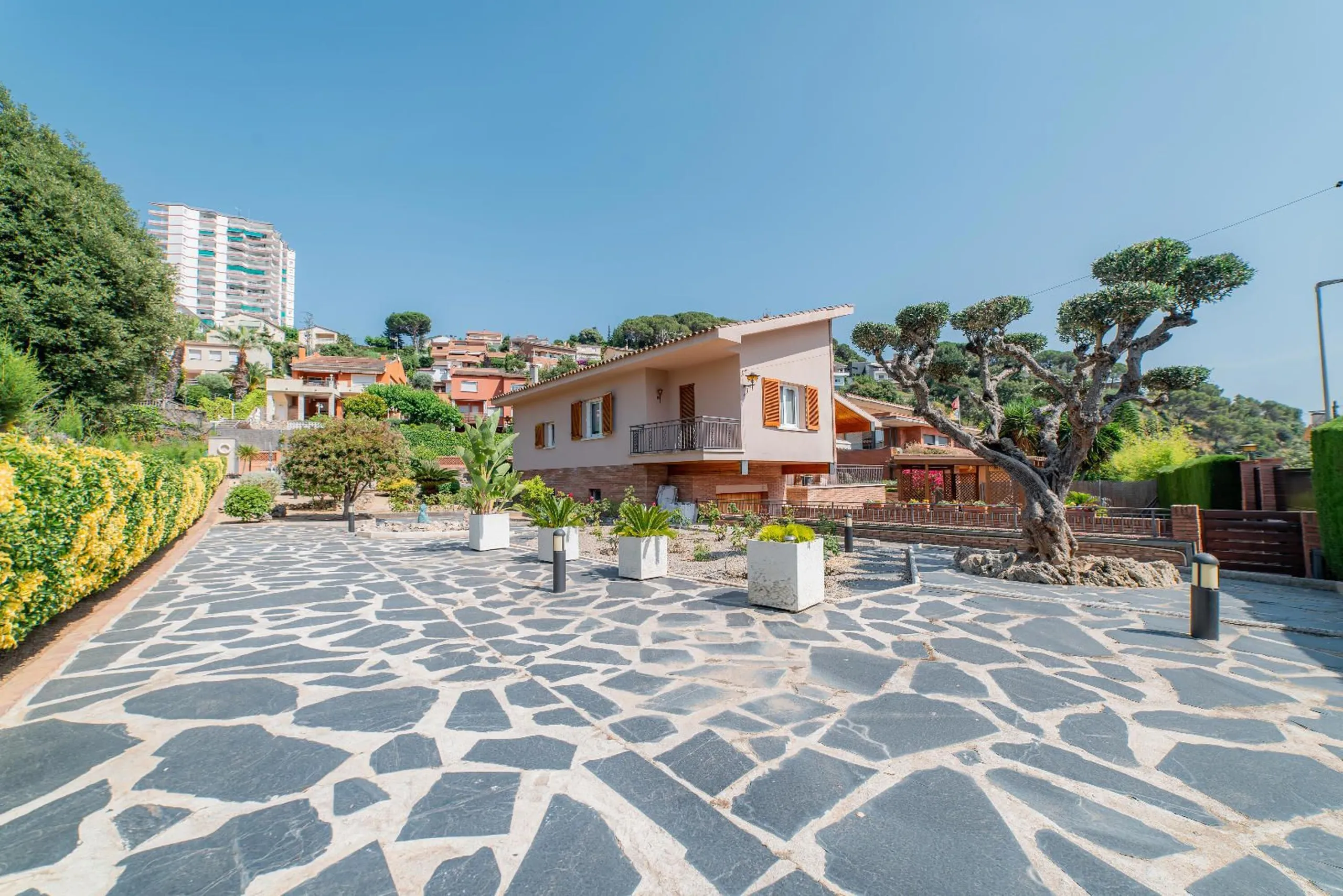 Acogedora casa con piscina y amplio jardín en Arenys de Munt, Barcelona