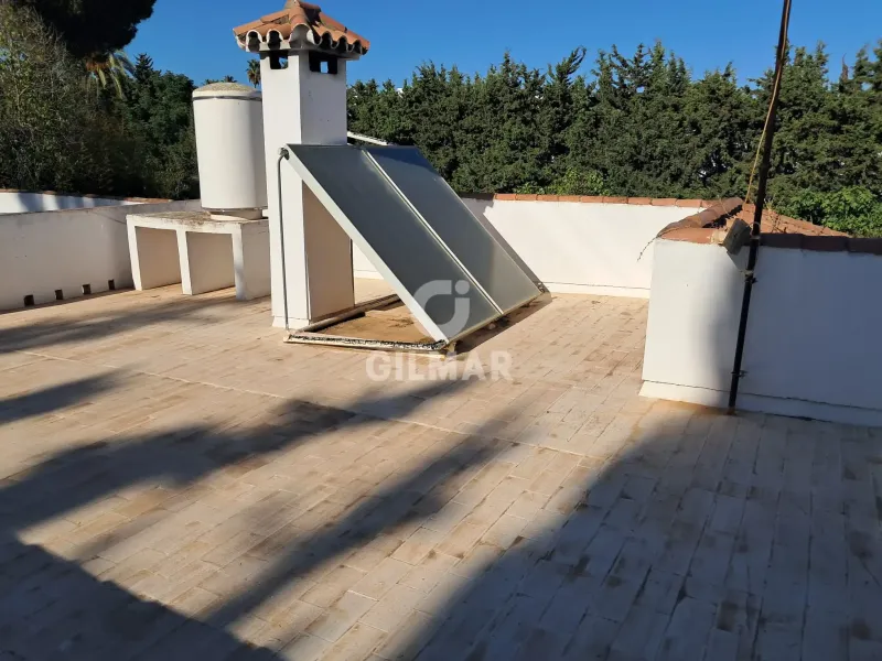 Villa in Estepona Este - Málaga