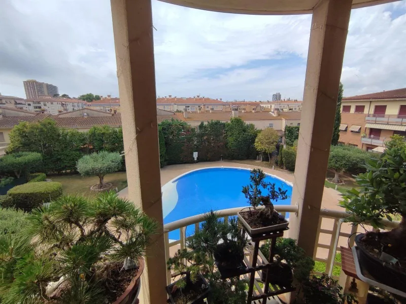 Spacious Duplex Apartment Close to the Beach in Palamós, Costa Brava