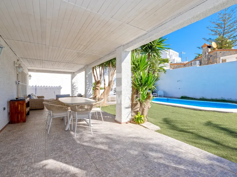 Villa in Estepona Oeste - Málaga
