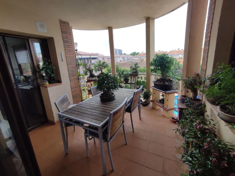 Spacious Duplex Apartment Close to the Beach in Palamós, Costa Brava