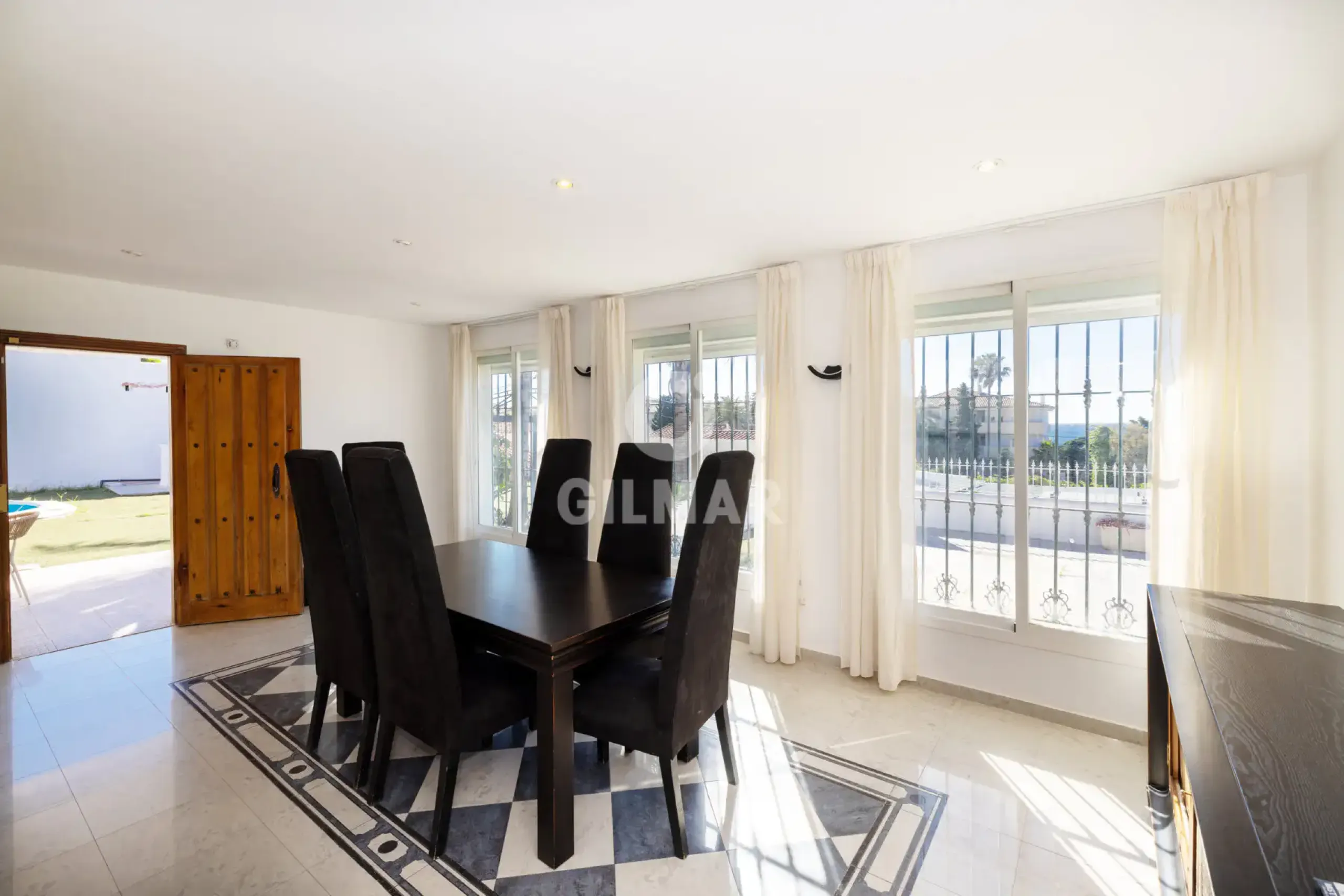 Villa in Estepona Oeste - Málaga