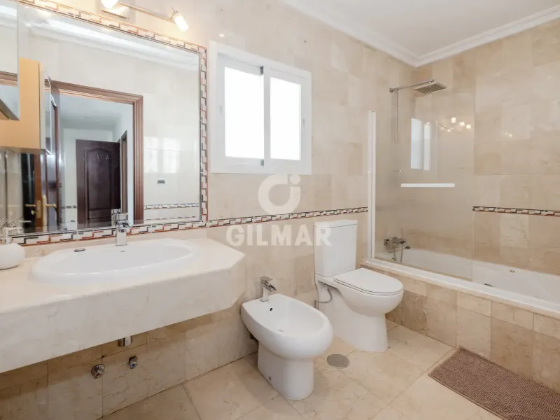 Villa in Estepona Oeste - Málaga