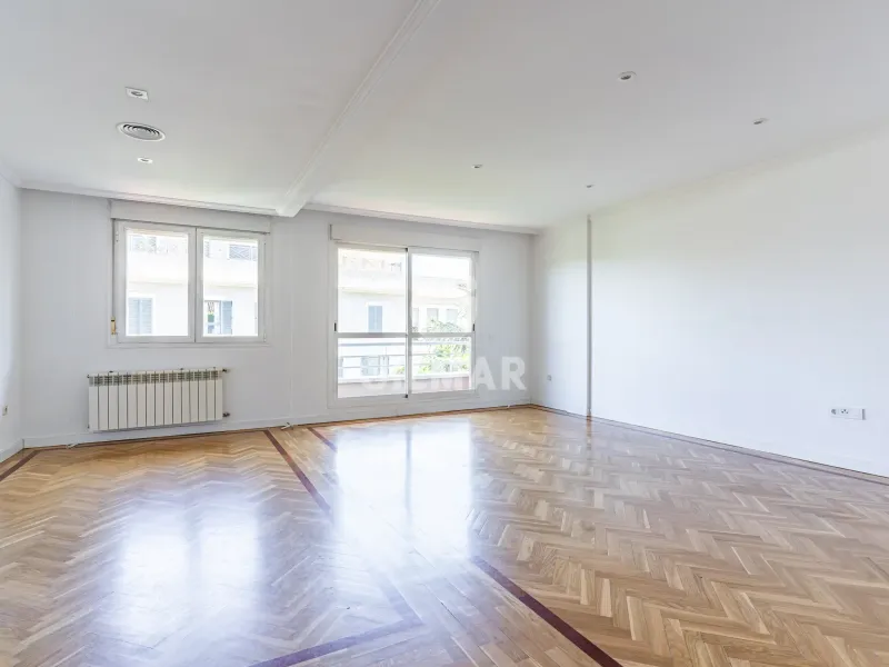Duplex penthouse in Valdemarín - Madrid