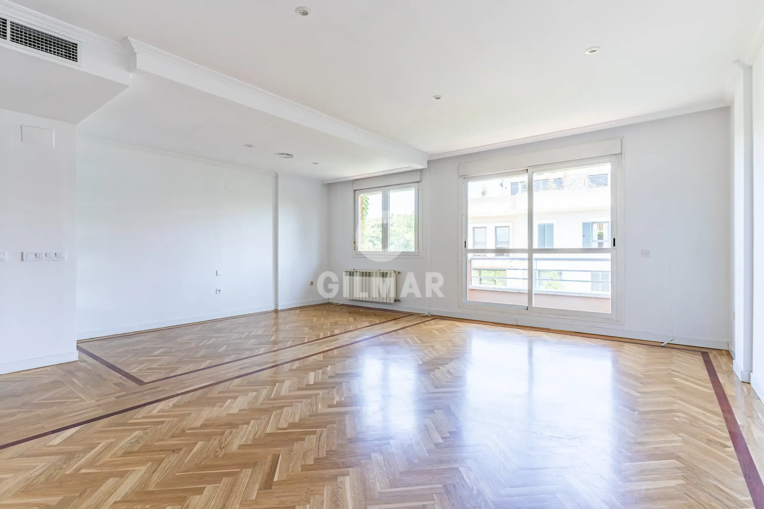 Duplex penthouse in Valdemarín - Madrid