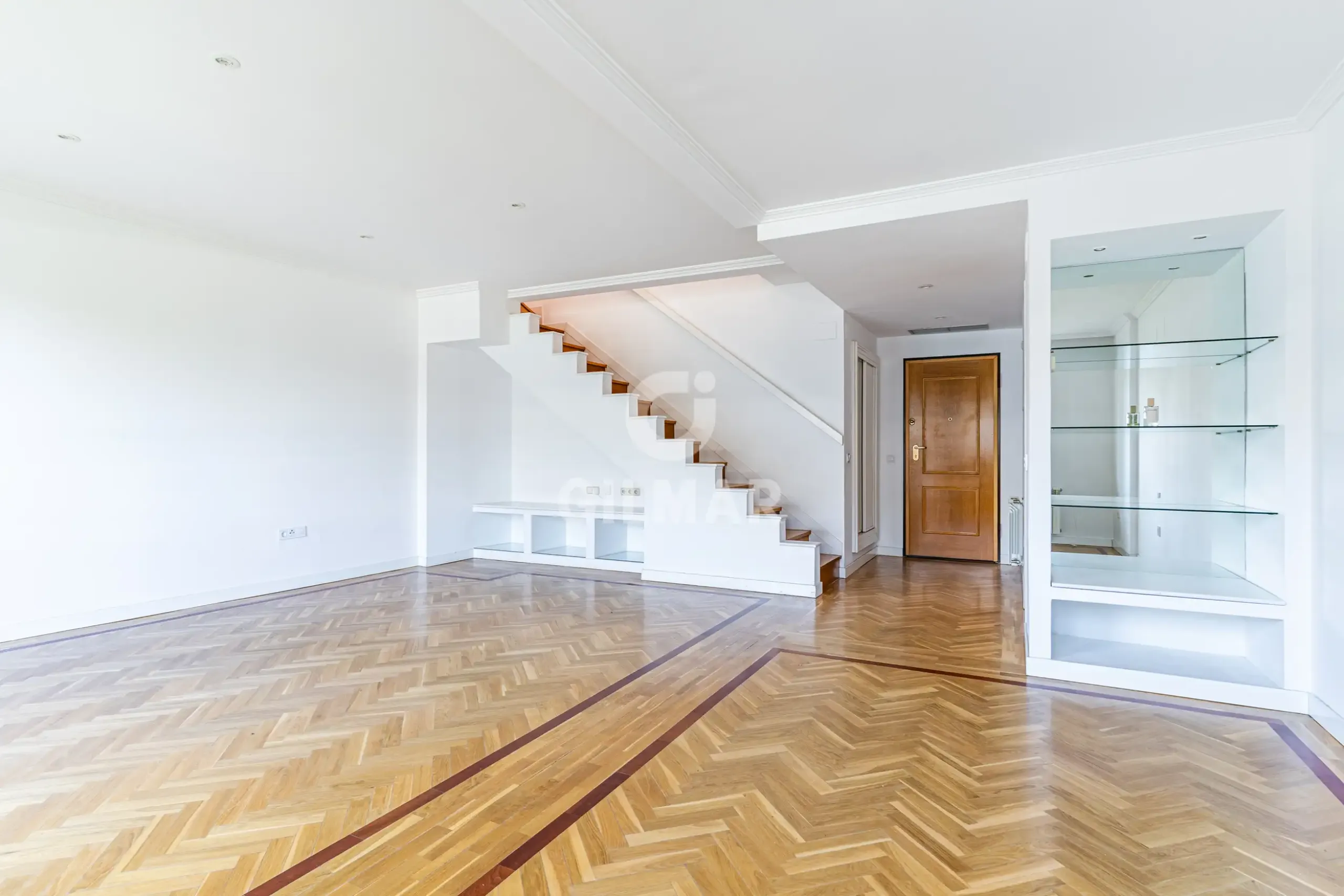 Duplex penthouse in Valdemarín - Madrid