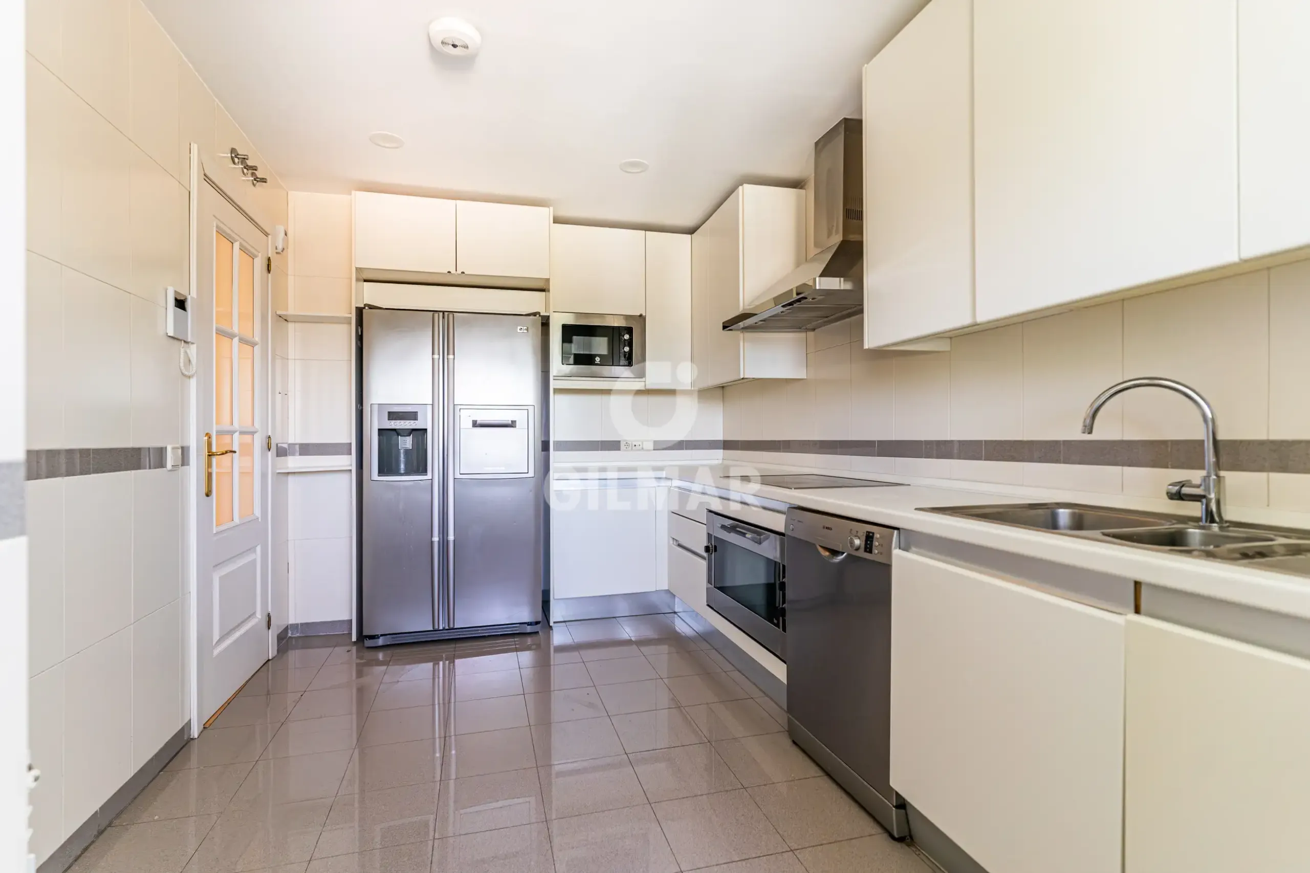 Duplex penthouse in Valdemarín - Madrid