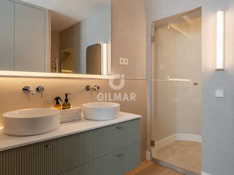 Apartment in Goya - Madrid