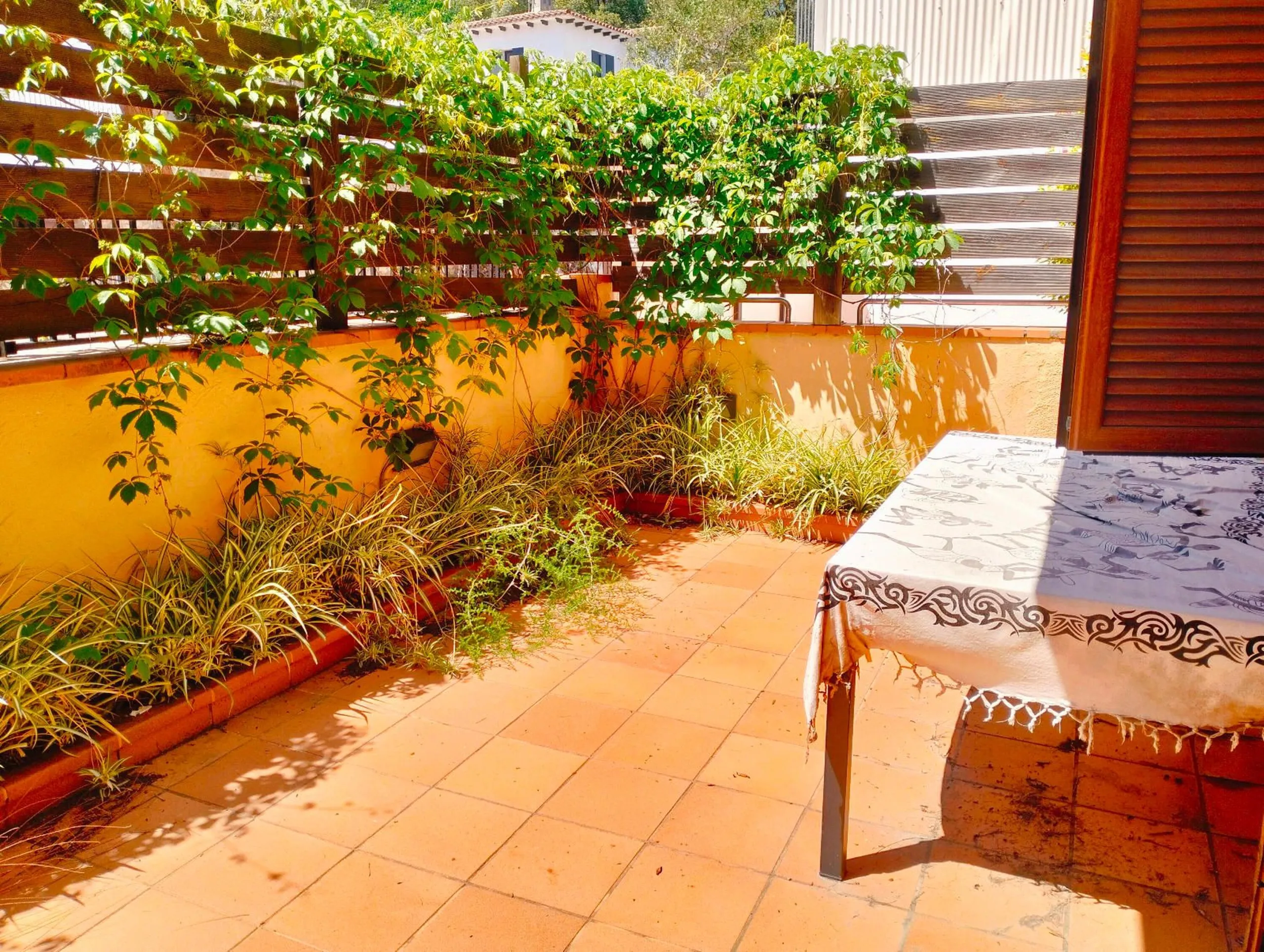 Elegant Apartment with Terrace and Parking in Central Tamariu, Costa Brava