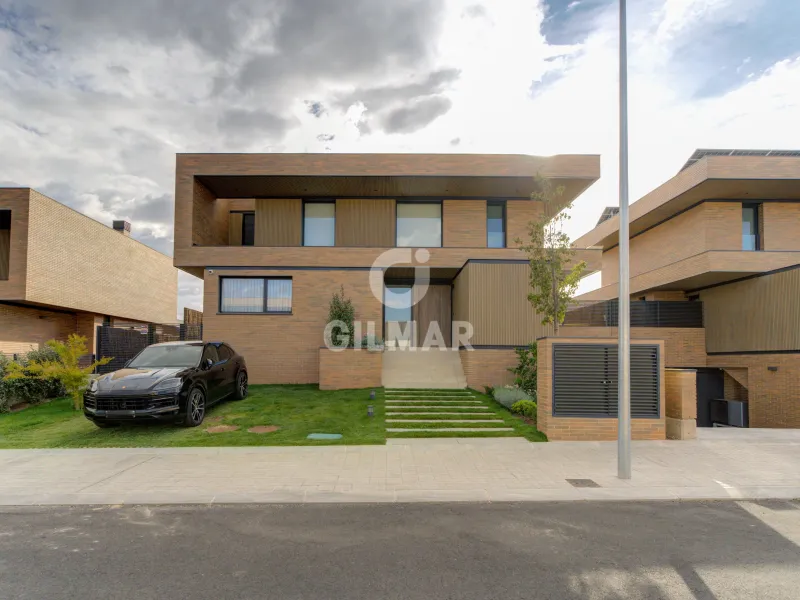 Villa in Las Rozas - Madrid