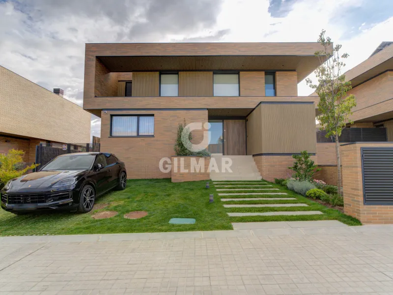 Villa in Las Rozas - Madrid