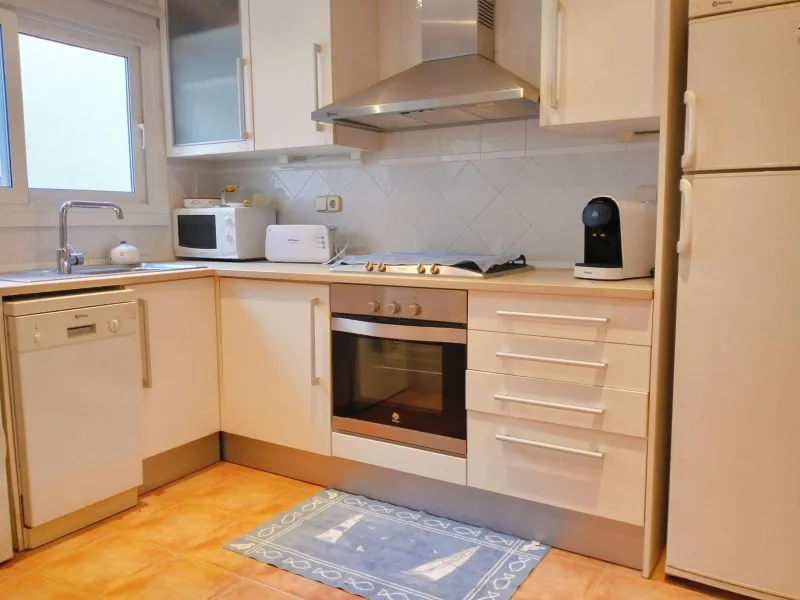 Elegant Apartment with Terrace and Parking in Central Tamariu, Costa Brava