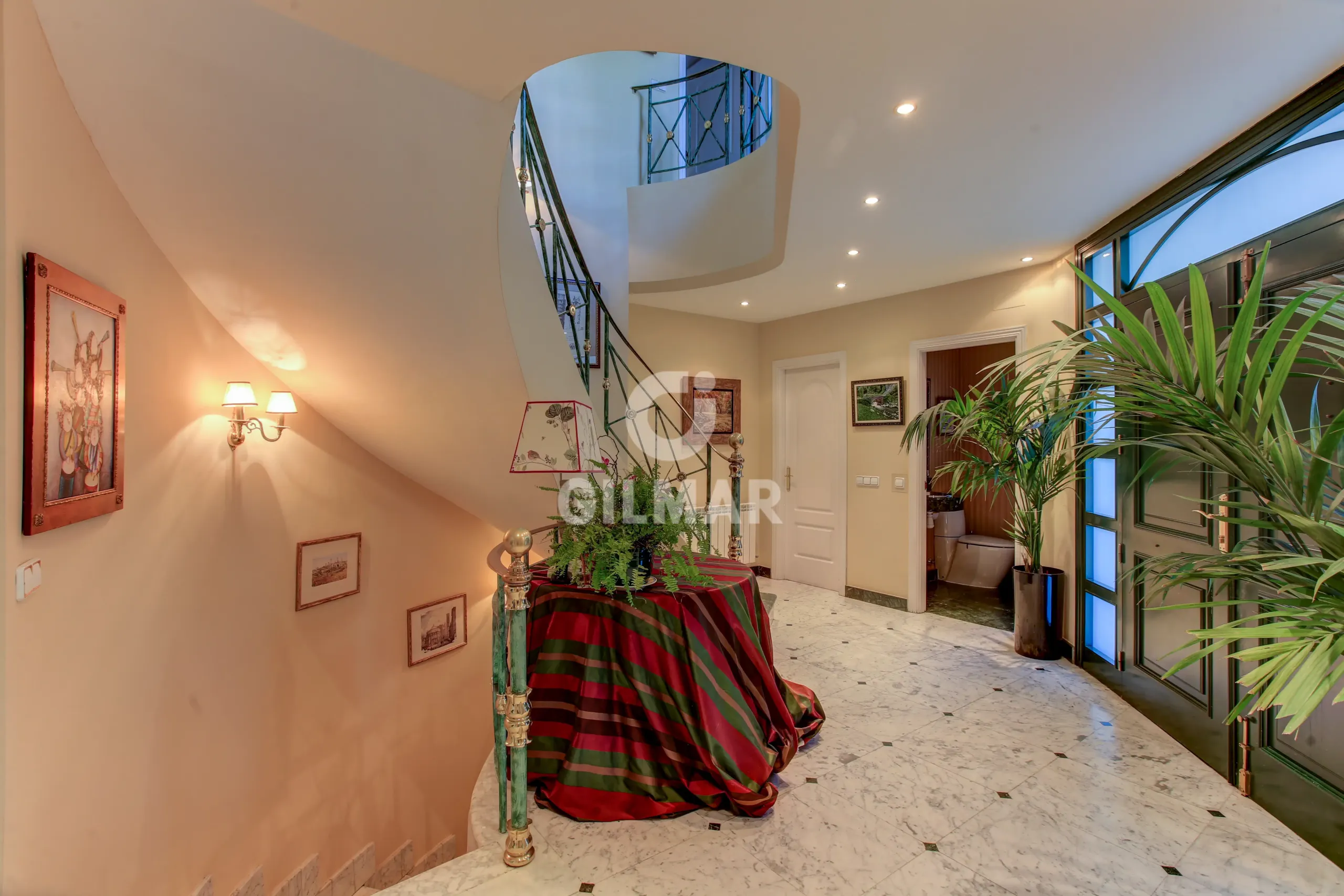 Villa in Mirasierra - Madrid