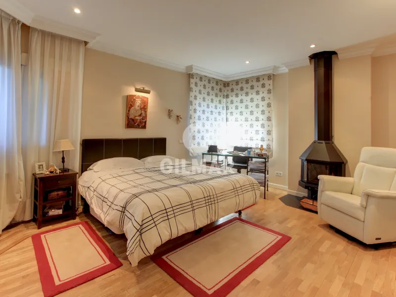 Villa in Mirasierra - Madrid