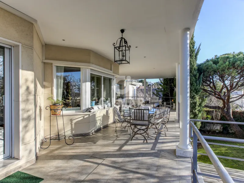 Villa in Mirasierra - Madrid